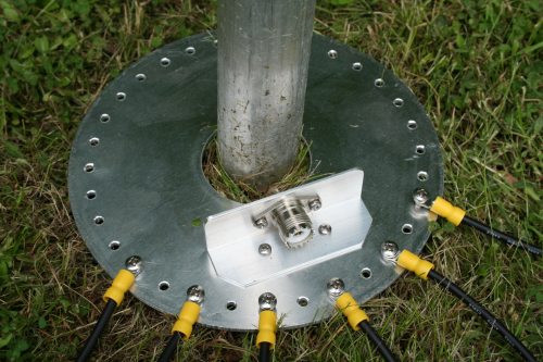 Radial plate with connector